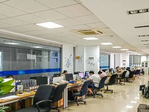 化州利民井桥冲孔队公司